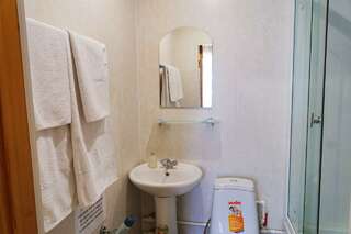 Гостевой дом Ак-Туру Ая Номер стандарт с 2 односпальными кроватями-2